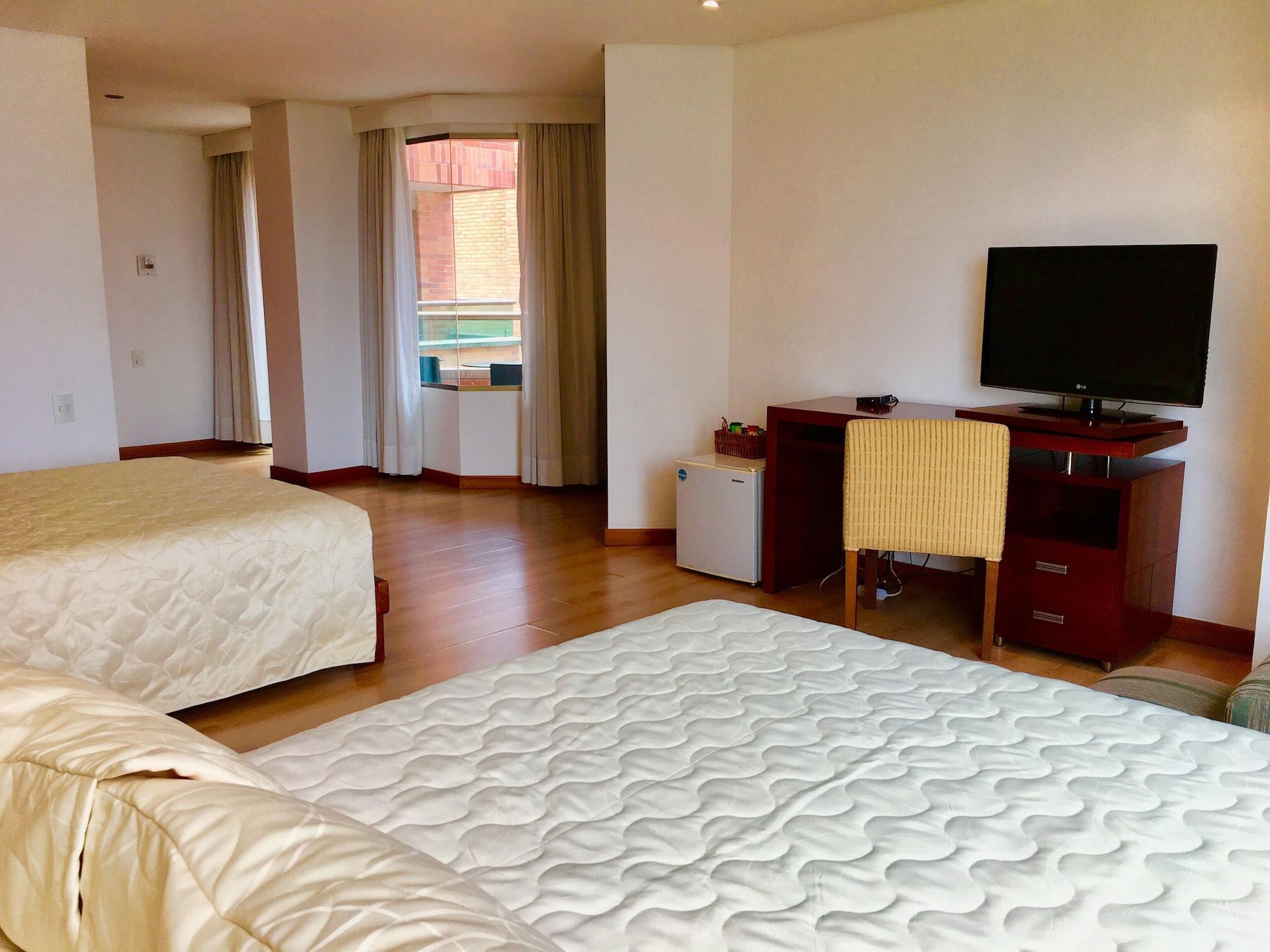 Hotel Casa Victoria Medellin Ngoại thất bức ảnh
