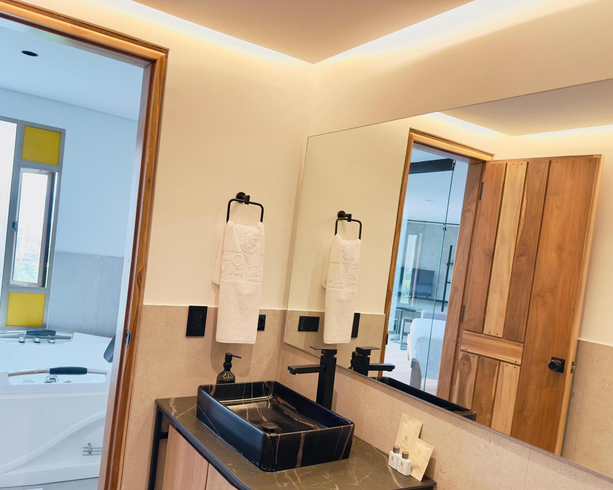 Hotel Casa Victoria Medellin Ngoại thất bức ảnh