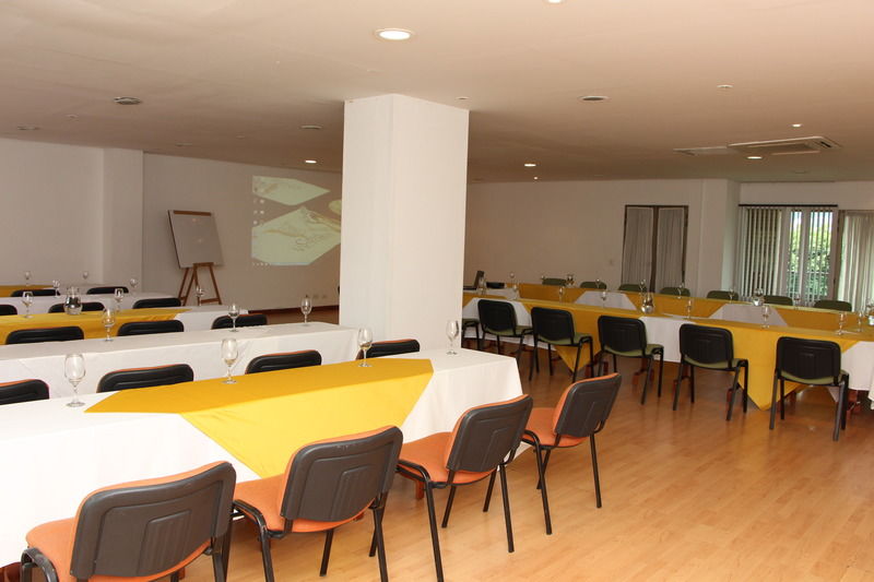 Hotel Casa Victoria Medellin Ngoại thất bức ảnh